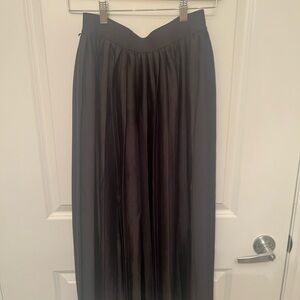 Lululemon Athletica Black Midi Skirt